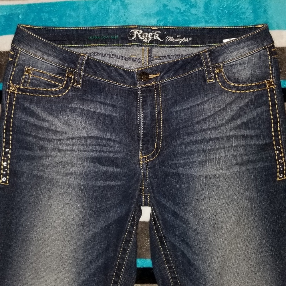 Wrangler Rock 47 33X32